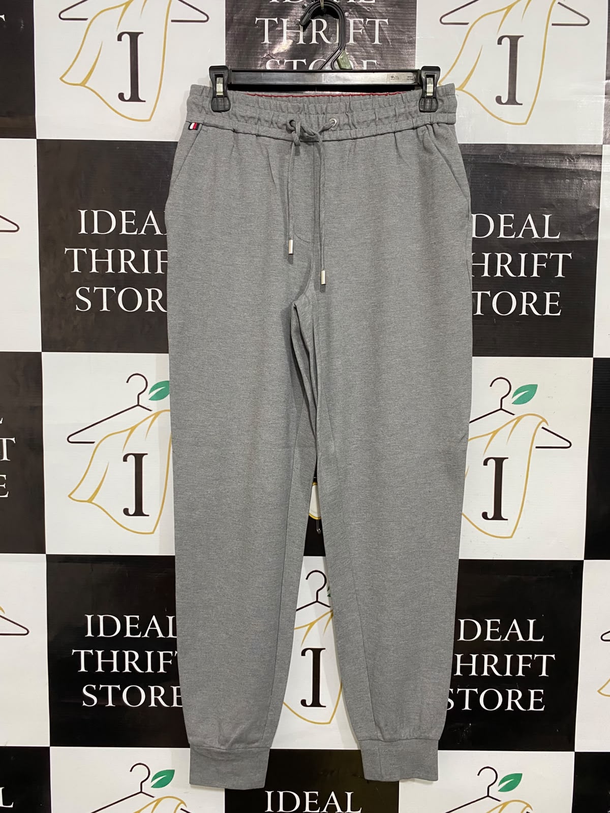 TOMMY HIFIGER |S| WAIST 26| A55| GREY DRAWSTRING-WAIST TECHNICAL UTILITY JOGGERS