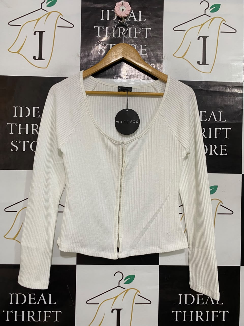 WHITE FOX |XL| BUST 16| A55| OFF-WHITE RIBBED ZIP-FRONT TECHNICAL UTILITY CARDIGAN