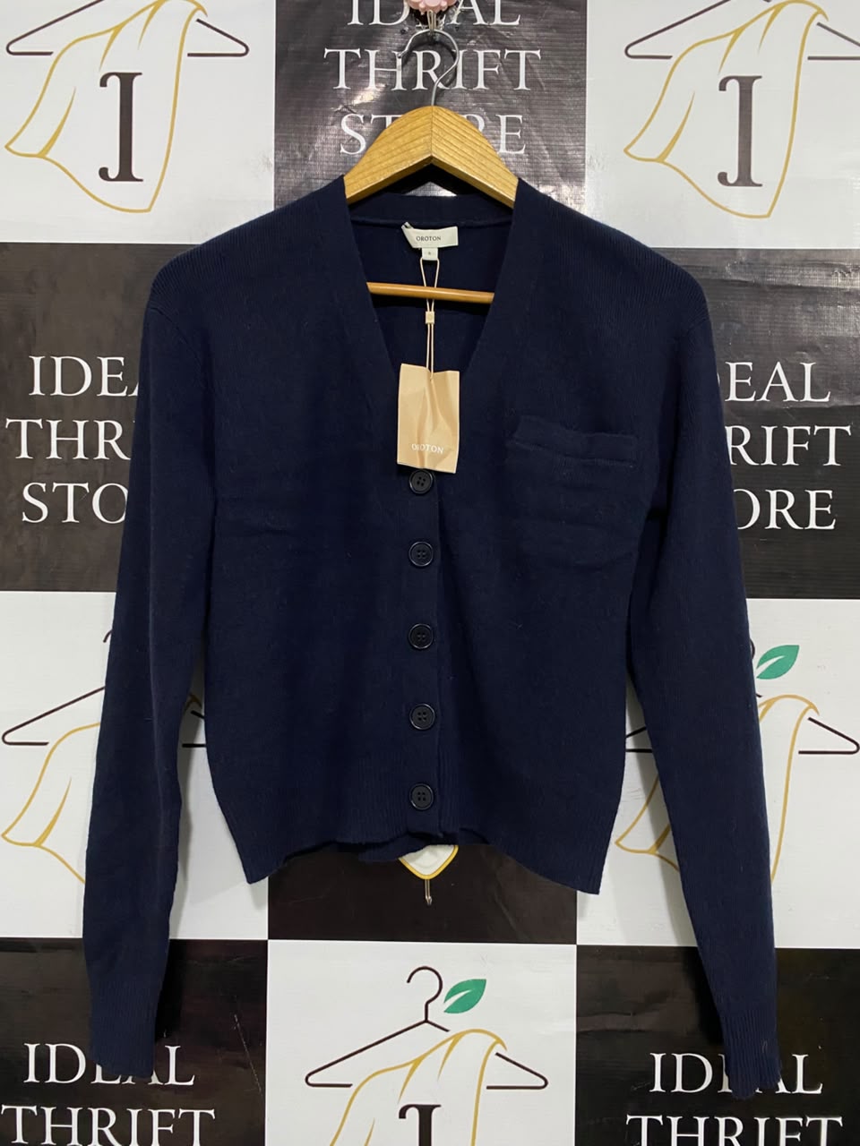 OROTON |S| BUST 19| A55| NAVY BLUE V-NECK BUTTON-FRONT TECHNICAL UTILITY CARDIGAN