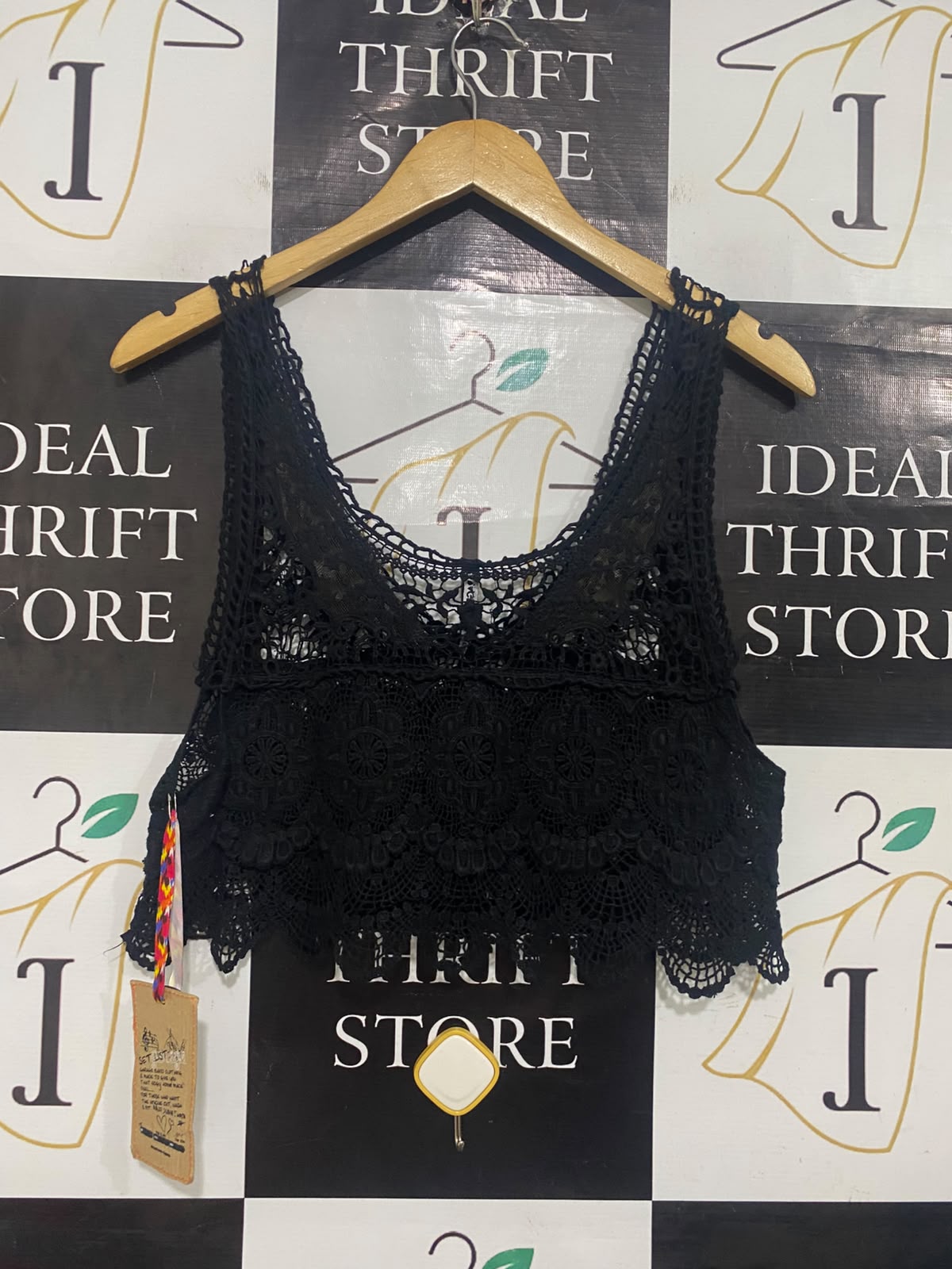 GRACE BAND |S| BUST 17| A56| BLACK CROCHET LACE CROPPED TECHNICAL UTILITY TANK TOP