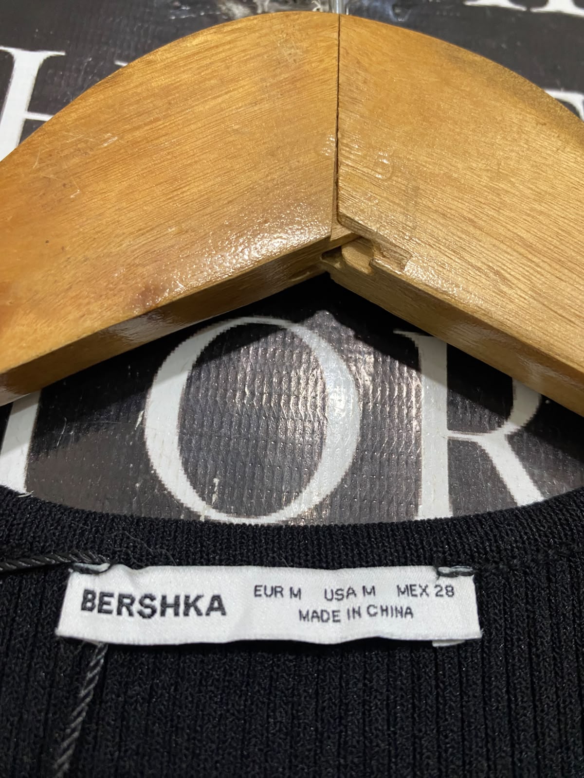 BERSHKA |M| BUST 12| A56| BLACK SIDE-CUTOUT SLEEVELESS TECHNICAL UTILITY MAXI DRESS