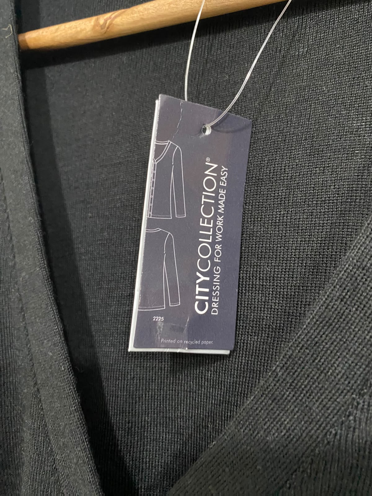 CITY COLLECTION |XL| BUST 26| A56| BLACK V-NECK BUTTON-DOWN TECHNICAL UTILITY CARDIGAN