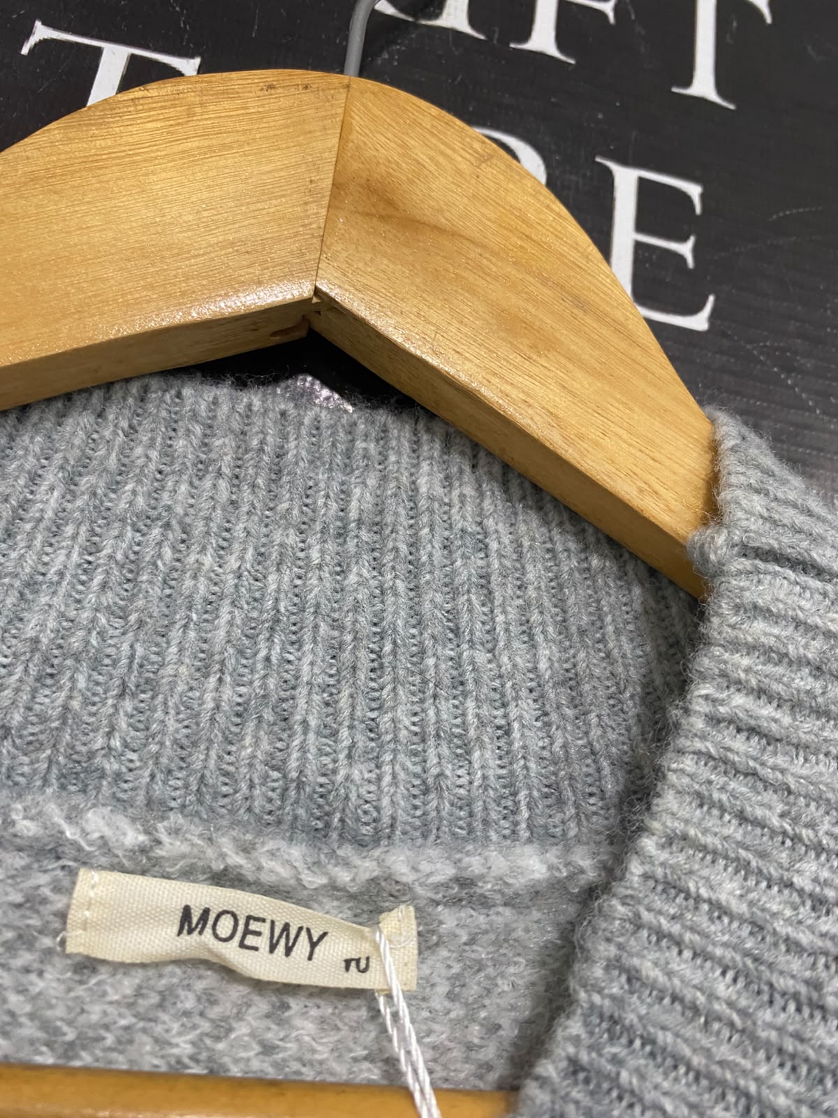 MOEWY |M| BUST FREE| A55| GREY AND WHITE ROPE-PRINT MOCK-NECK TECHNICAL UTILITY PONCHO SWEATER
