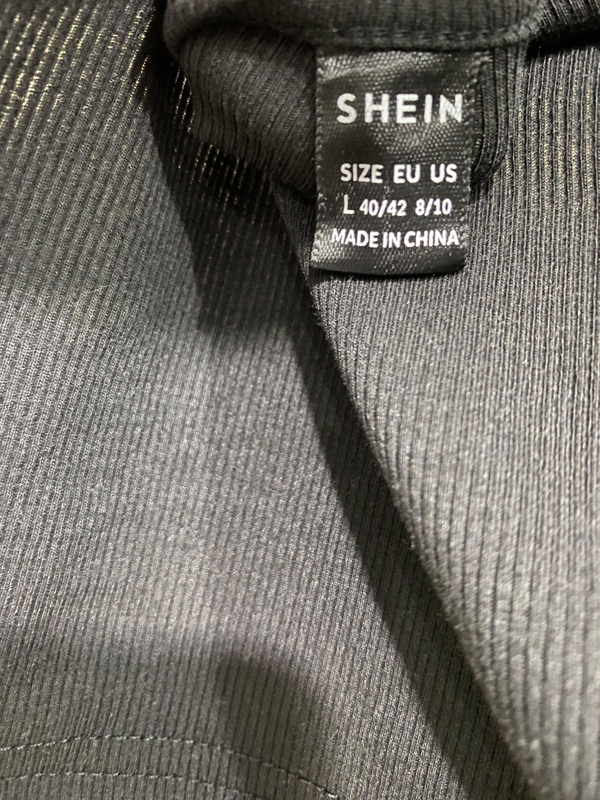 SHEIN |L| BUST 16| A56| BLACK HALTER-NECK RIBBED TECHNICAL UTILITY TANK TOP