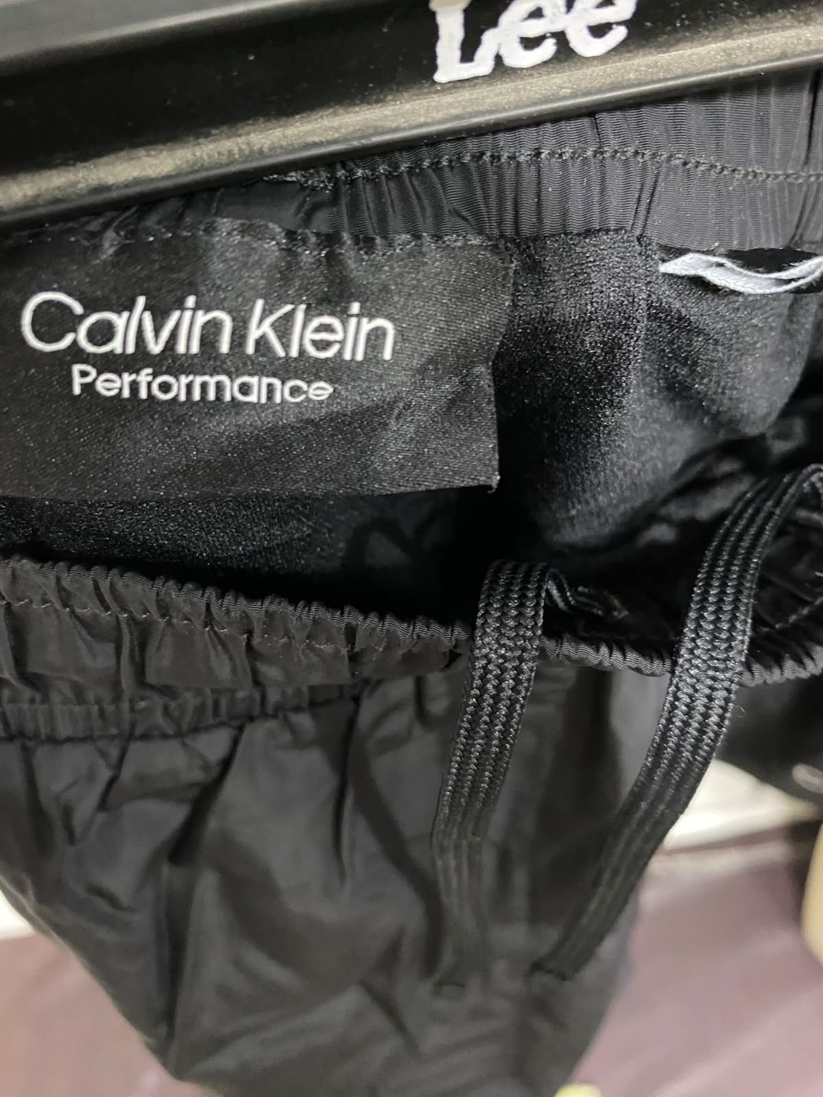 CALVIN KLEIN |M| WAIST 28| A56| BLACK PERFORMANCE TECHNICAL UTILITY RUNNING SHORTS