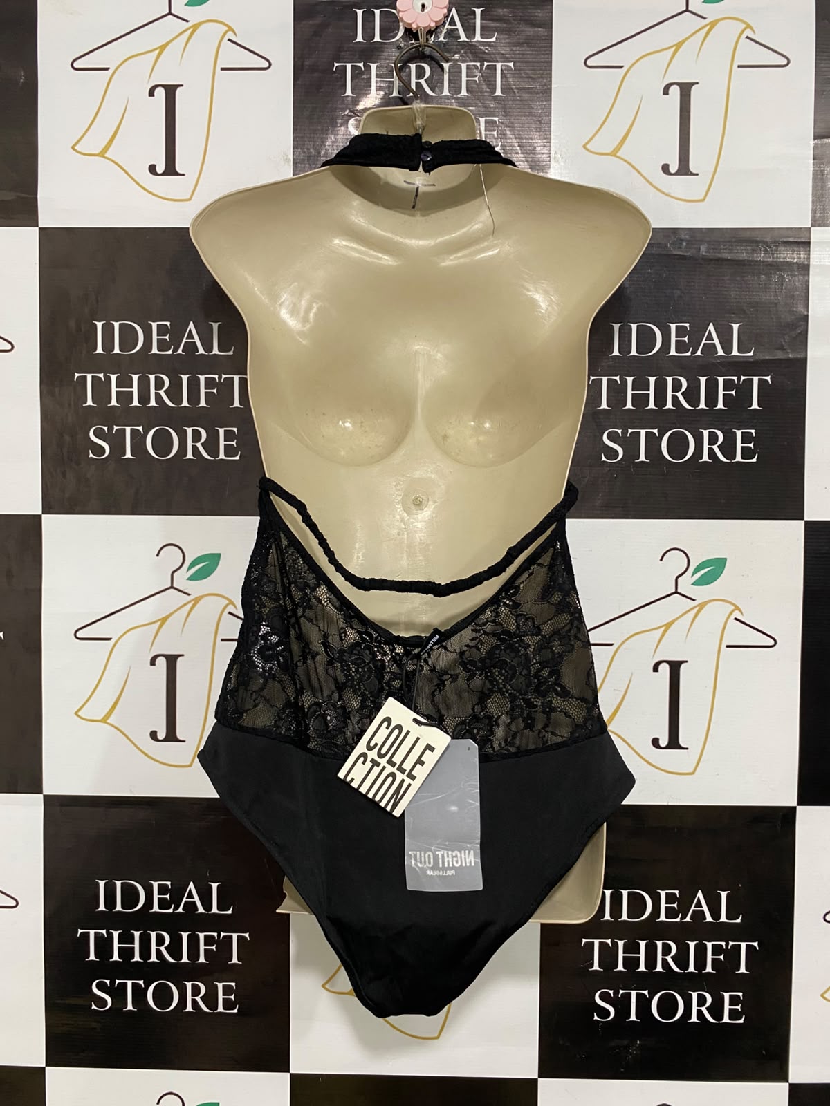 PULL & BEAR |L| BUST 14| A56| BLACK LACE AND SEQUIN HALTER TECHNICAL UTILITY BODYSUIT