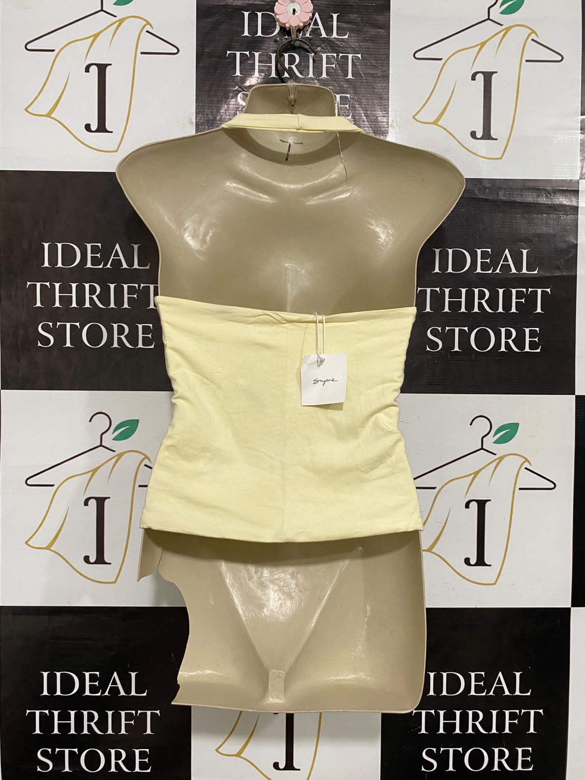 SUPRE |S| BUST 15| A56| PALE YELLOW O-RING HALTER TECHNICAL UTILITY TOP