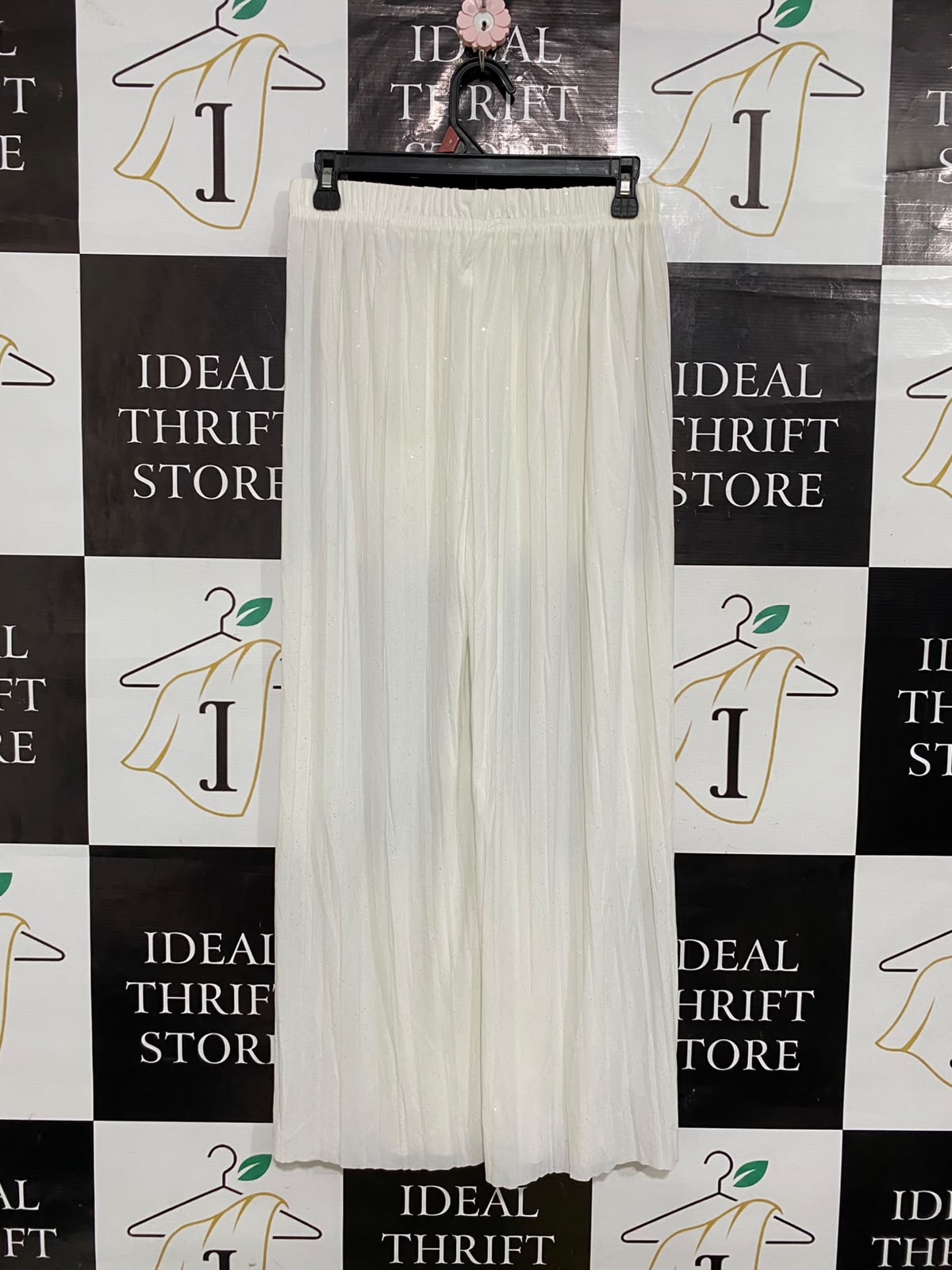 |M| WAIST 28| A56| CREAM PLEATED TIE-WAIST WIDE-LEG TECHNICAL UTILITY TROUSERS