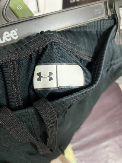 UNDER ARMOUR |L| WAIST 30| A57| HOBART ROWING BLACK AND WHITE TECHNICAL UTILITY TRACK PANTS