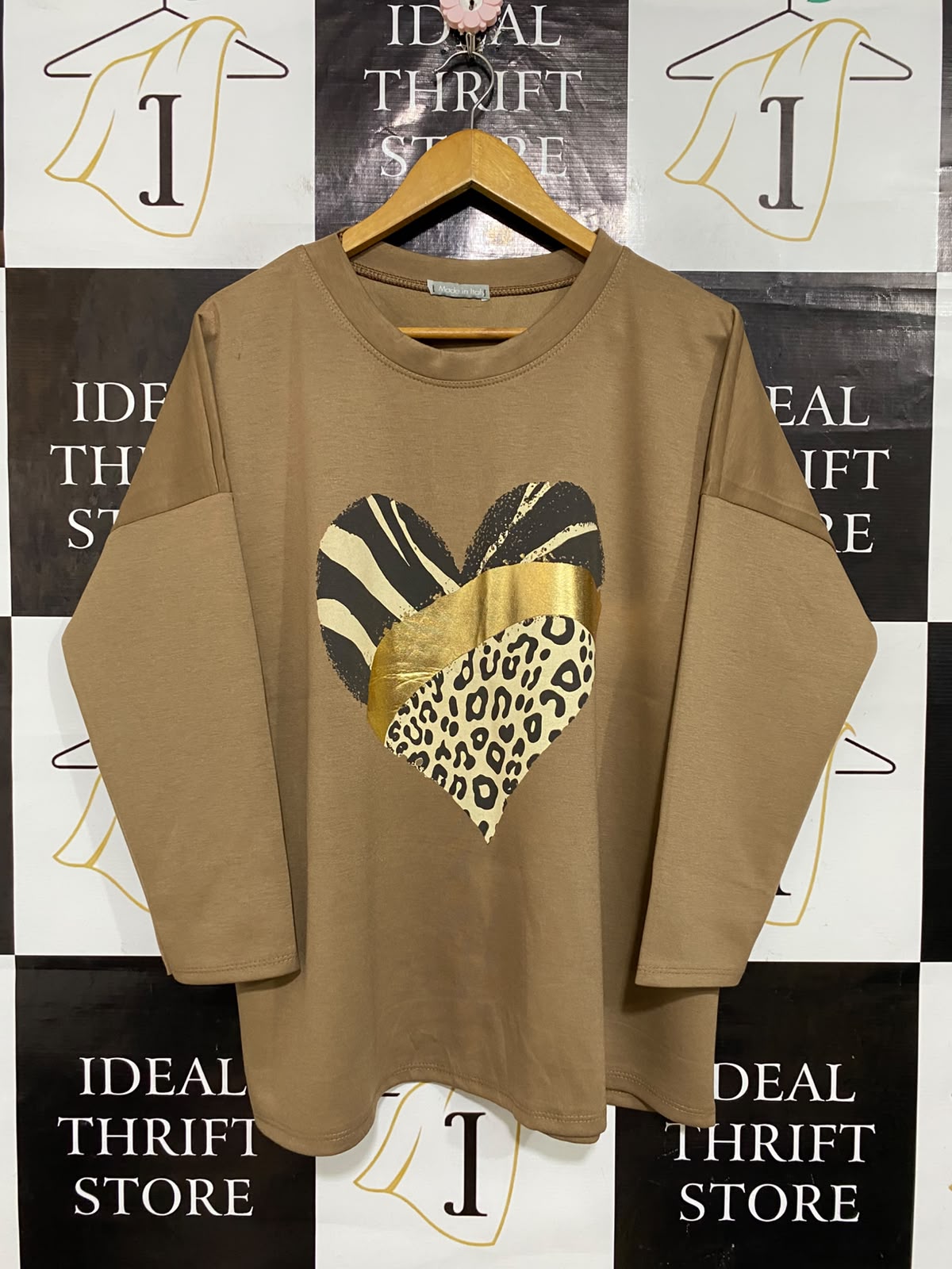 MADE IN ITALY |XL| BUST 27| A57| TAUPE MIXED ANIMAL-PRINT HEART TECHNICAL UTILITY SWEATSHIRT