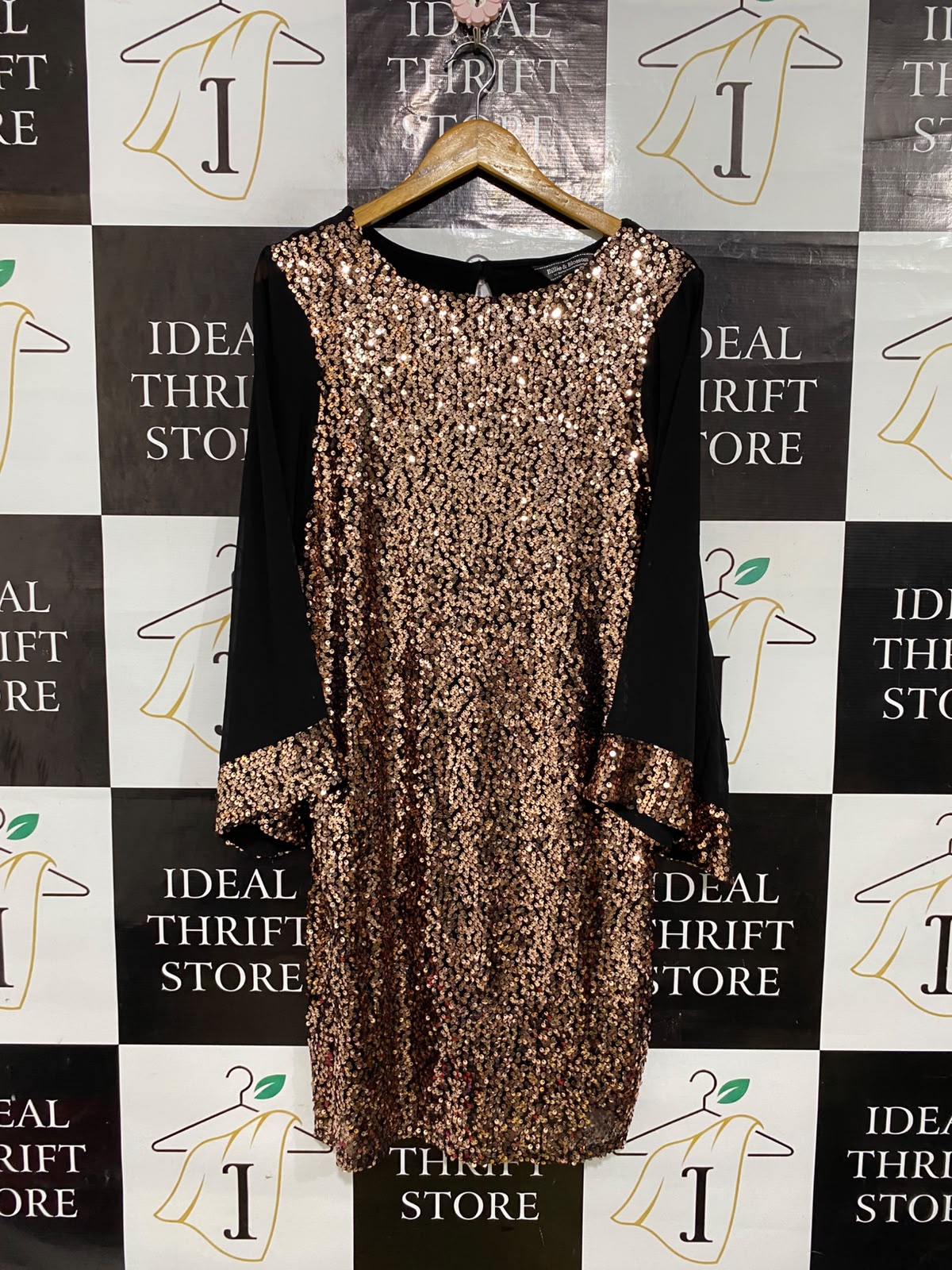 BILLIE & BLOSSOM |L| BUST 20| A57| ROSE GOLD SEQUIN AND BLACK LONG-SLEEVE TECHNICAL UTILITY DRESS