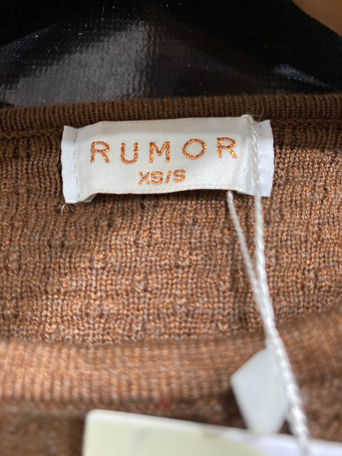 RUMOR |XS/S| BUST 15| A57| BROWN LONG-SLEEVE RIBBED TECHNICAL UTILITY CROP TOP