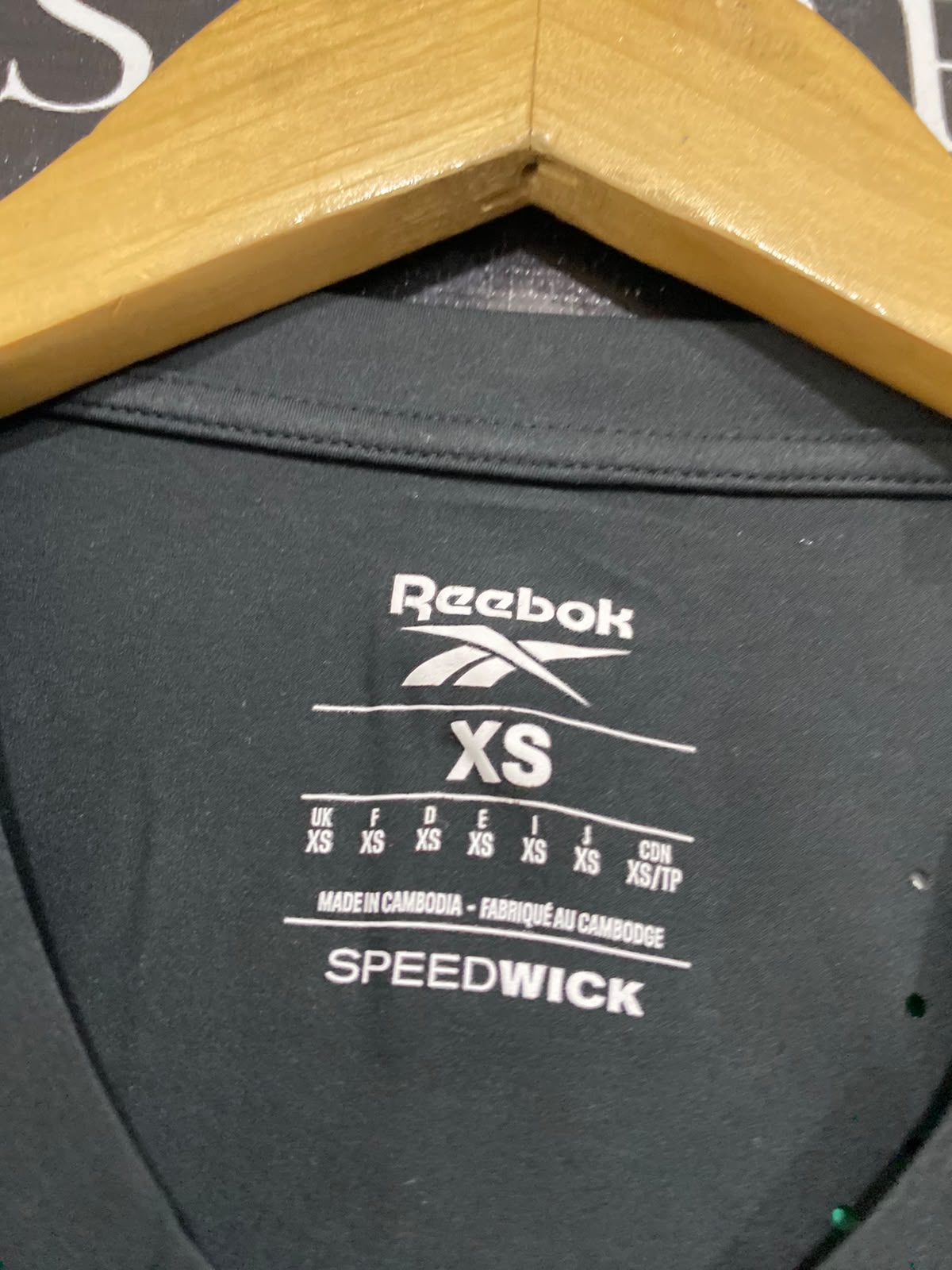 REEBOK |XS| BUST 17| A57| BLACK CREWNECK LOGO TECHNICAL UTILITY T-SHIRT
