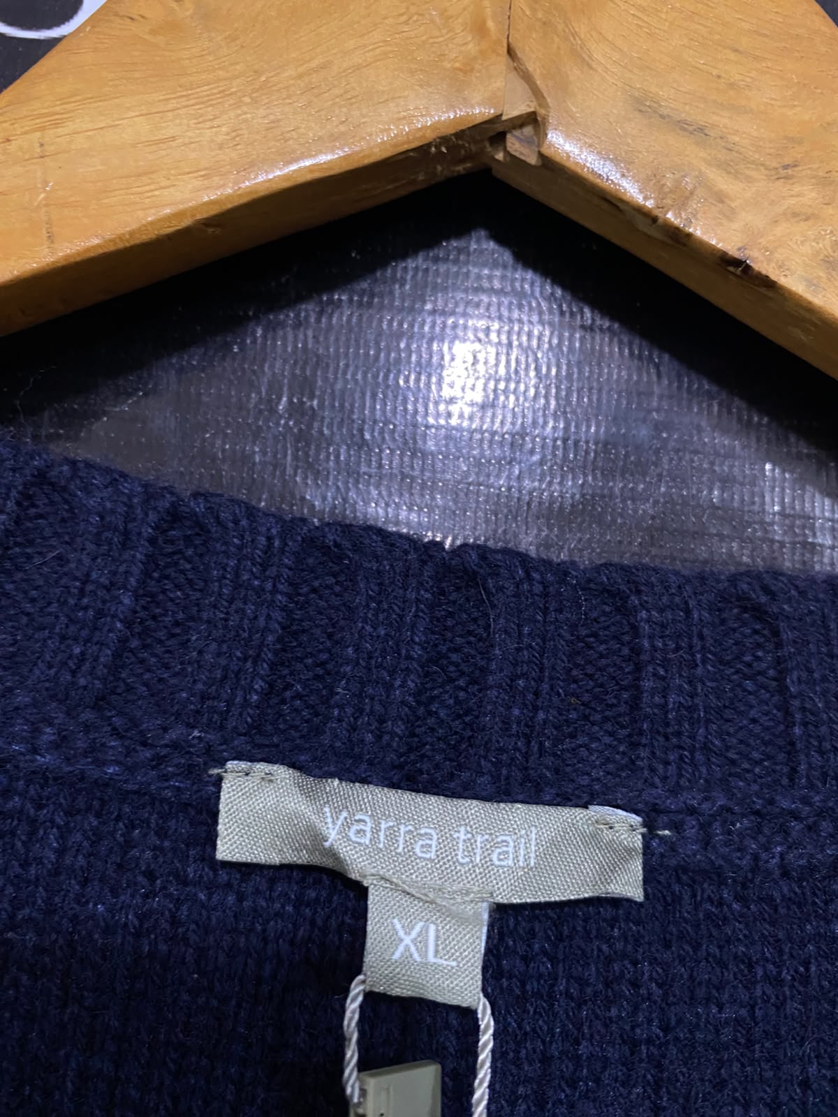 YARRA TRAIL |XL| BUST 23| A58| NAVY BLUE CABLE-KNIT SLEEVELESS TECHNICAL UTILITY VEST