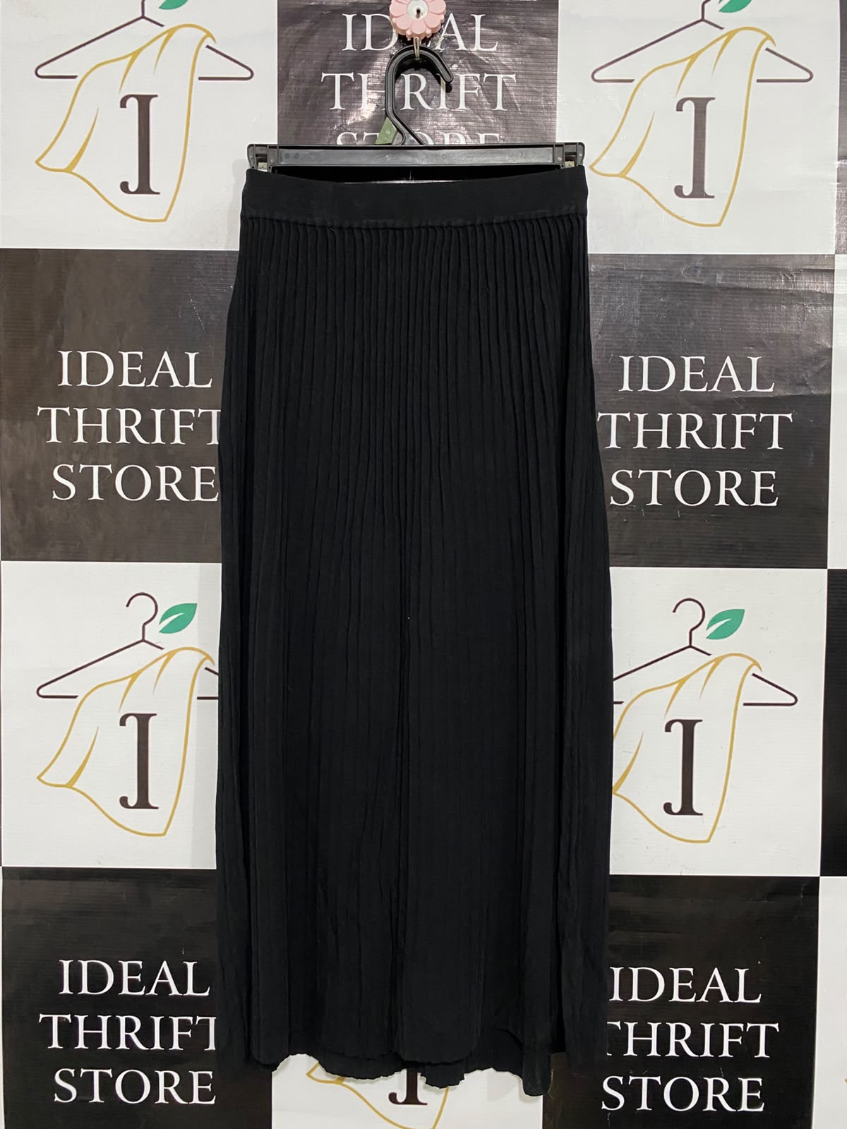 KOOKAI |XS| WAIST 24| A57| BLACK RIBBED-KNIT ELASTIC-WAIST TECHNICAL UTILITY MIDI SKIRT