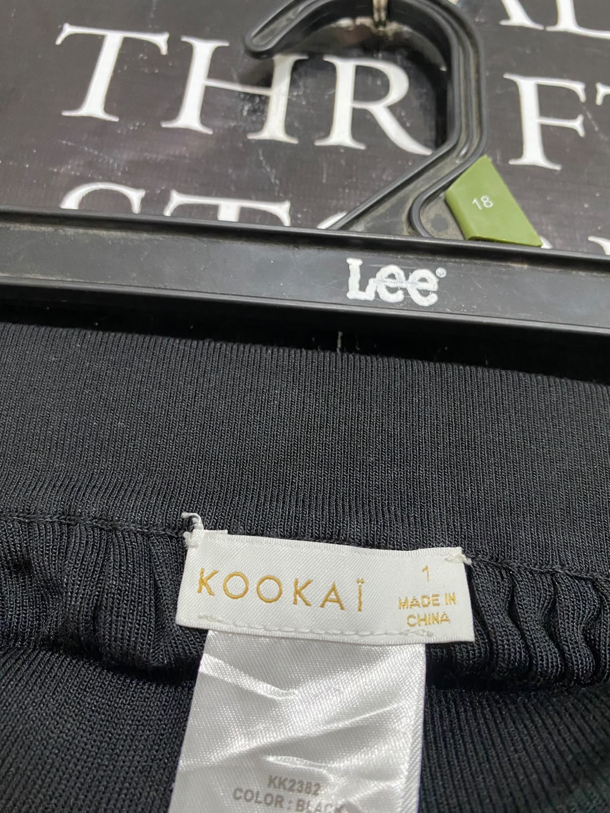 KOOKAI |XS| WAIST 24| A57| BLACK RIBBED-KNIT ELASTIC-WAIST TECHNICAL UTILITY MIDI SKIRT