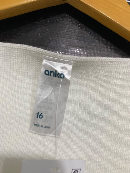 ANKO |M| BUST 16| A57| OFF-WHITE V-NECK EYELET-TRIM TECHNICAL UTILITY TANK TOP