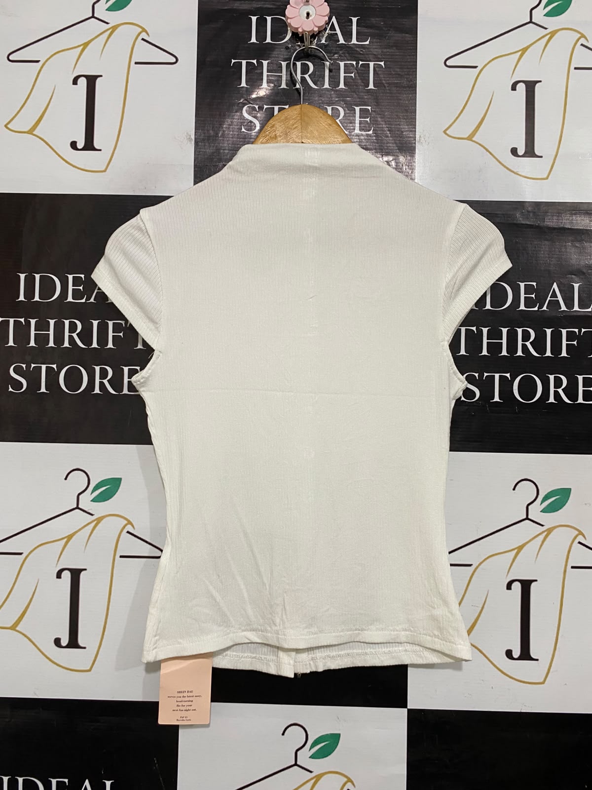 SHEIN |S| BUST 15| A57| OFF-WHITE MOCK-NECK BUTTON-BACK TECHNICAL UTILITY TOP
