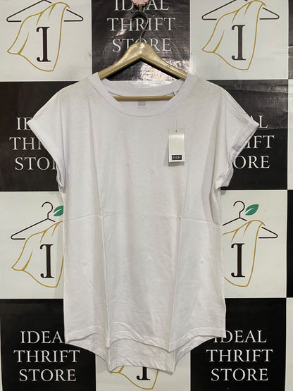 F&F |M| BUST 21| A57| WHITE CREWNECK ROLLED-SLEEVE TECHNICAL UTILITY T-SHIRT