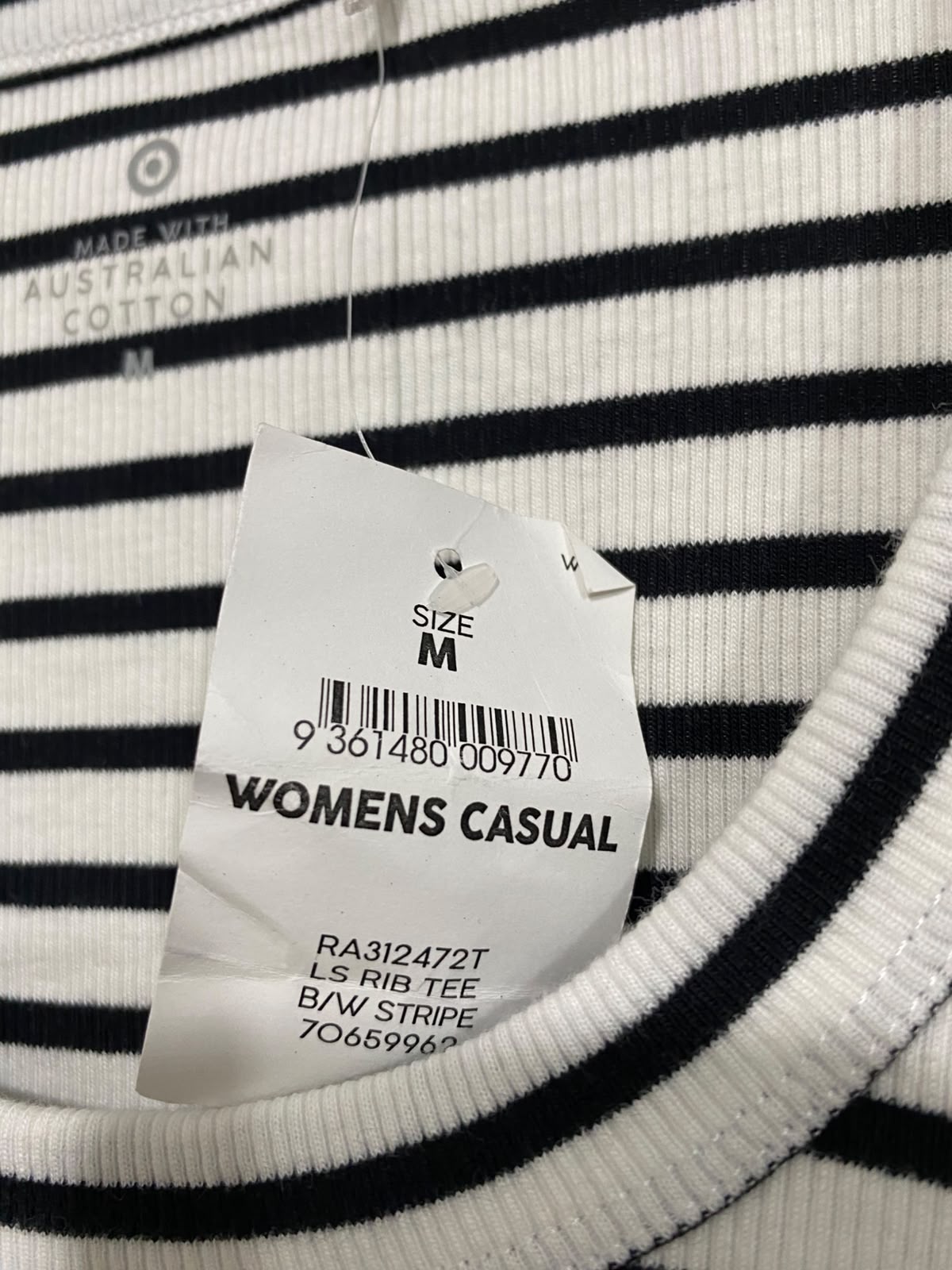 TARGET ACTIVE |M| BUST 16| A57| BLACK AND WHITE STRIPED SCOOP-NECK TECHNICAL UTILITY LONG-SLEEVE TOP