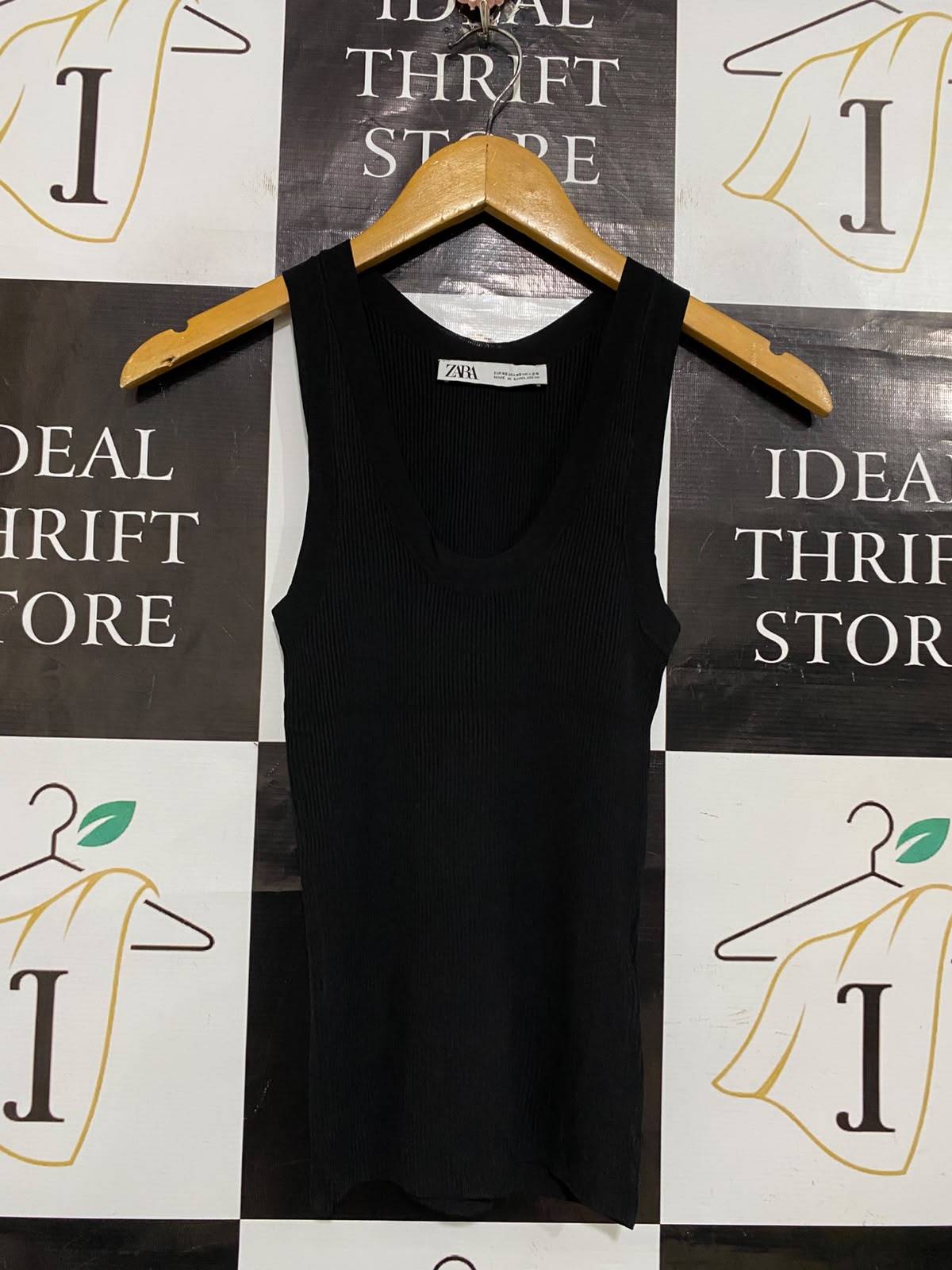 ZARA |XS| BUST 10| A59| BLACK SCOOP-NECK RIBBED TECHNICAL UTILITY TANK TOP