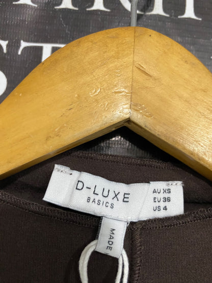D LUXE |XS| BUST 15| A59| BROWN EXPOSED-SEAM TECHNICAL UTILITY LONG-SLEEVE TOP