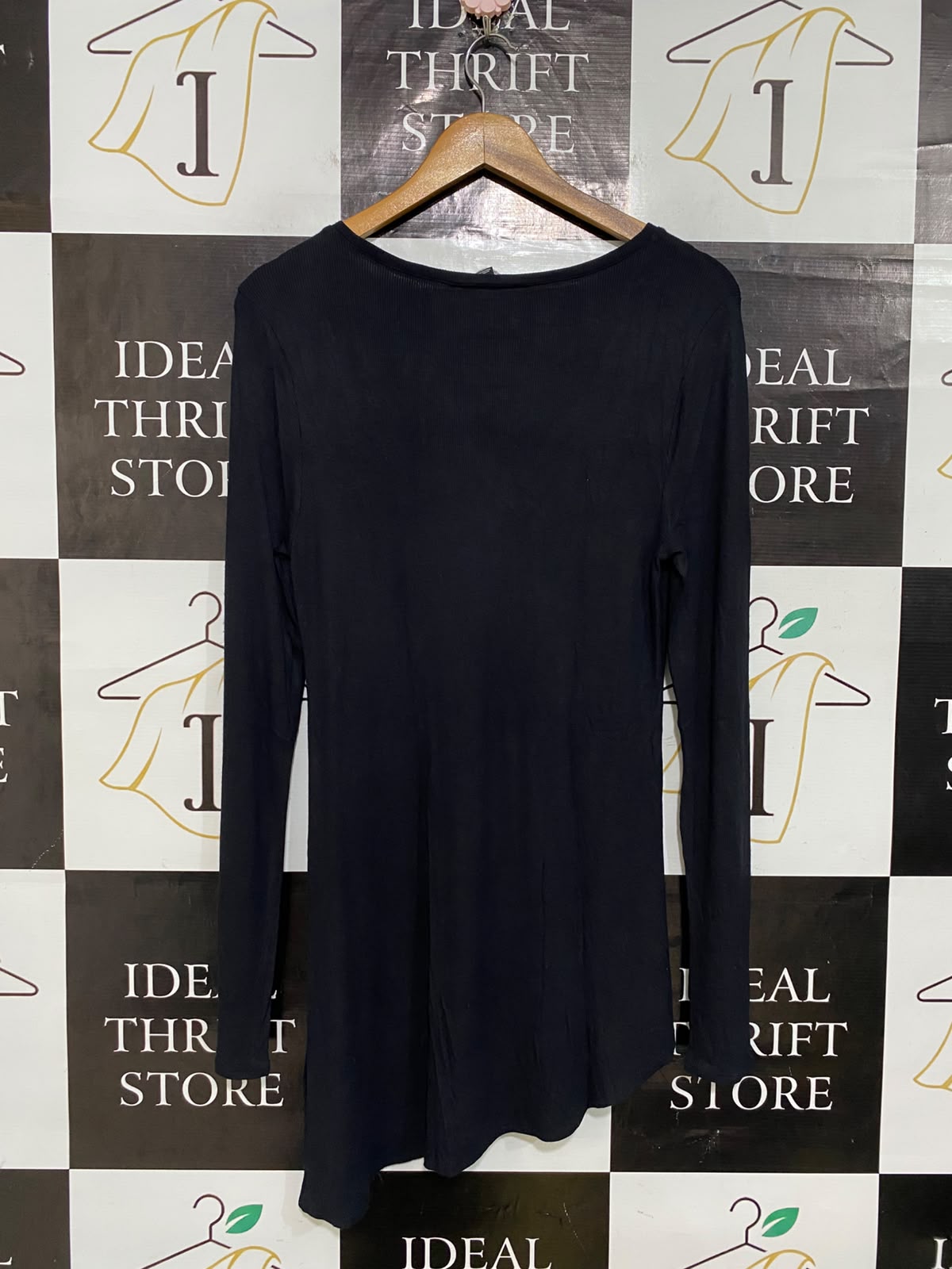 INTERNATIONAL CONCEPTS |L| BUST 16| A59| BLACK ASYMMETRIC HEM TECHNICAL UTILITY LONG-SLEEVE TOP