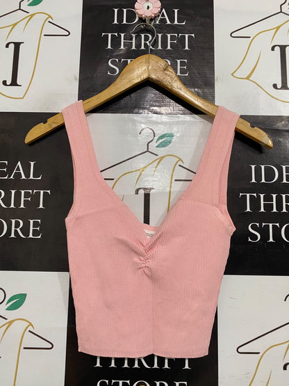 GLASSONS |M| BUST 12| A58| PINK RUFFLED V-NECK RIBBED TECHNICAL UTILITY CROP TOP