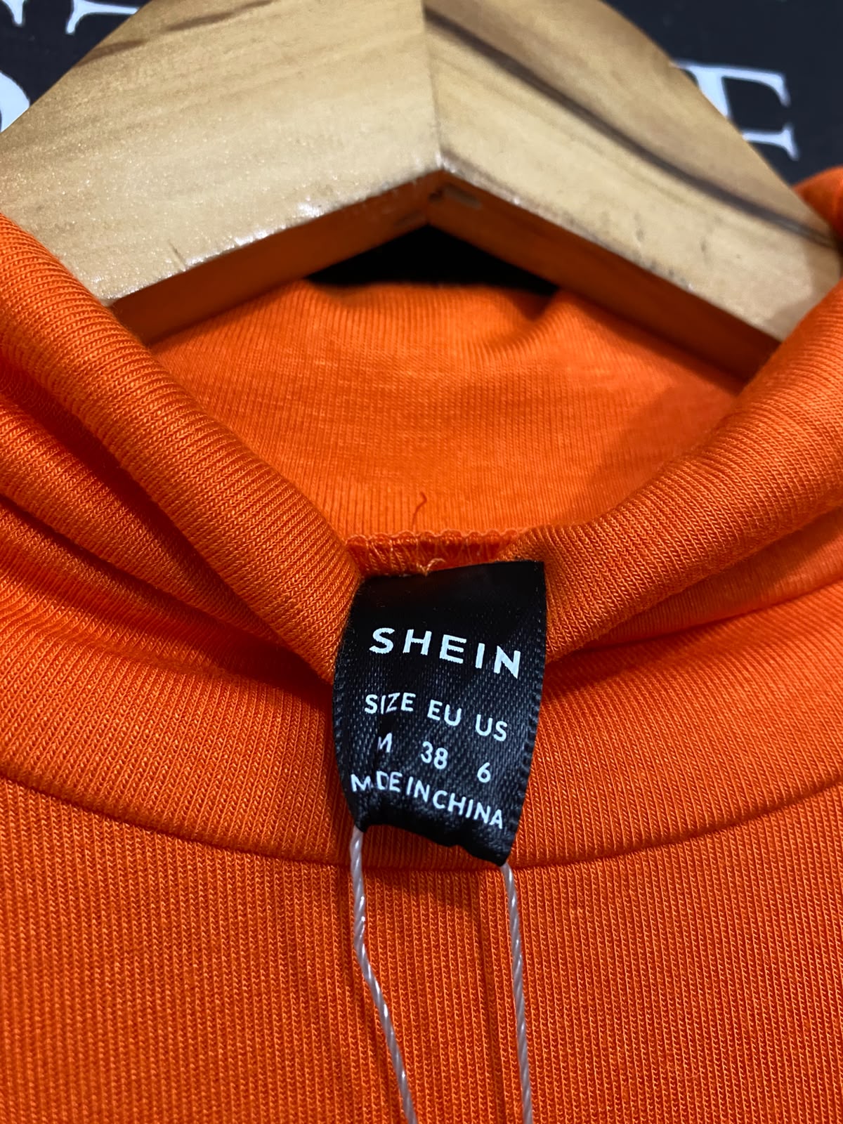 SHEIN |M| BUST 16| A58| BIZWEAR ORANGE TURTLENECK TECHNICAL UTILITY LONG-SLEEVE TOP