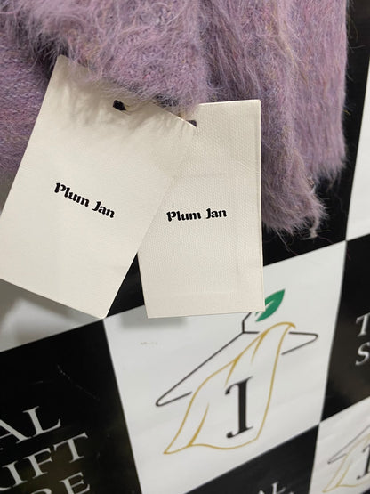 PLUM JAN |XL| BUST 22| A60| LILAC FLUFFY TEXTURED TECHNICAL UTILITY V-NECK SWEATER