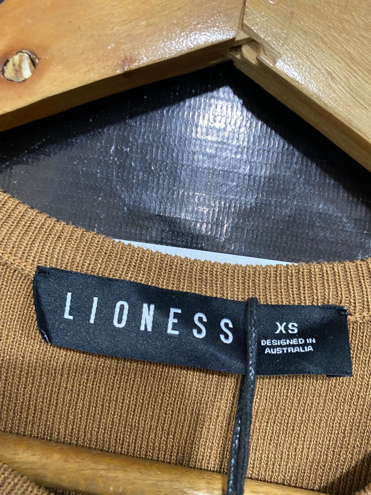 LIONESS |XS| BUST 12| A60| CAMEL RIBBED CREWNECK SIDE-RUCHED TECHNICAL UTILITY MIDI DRESS