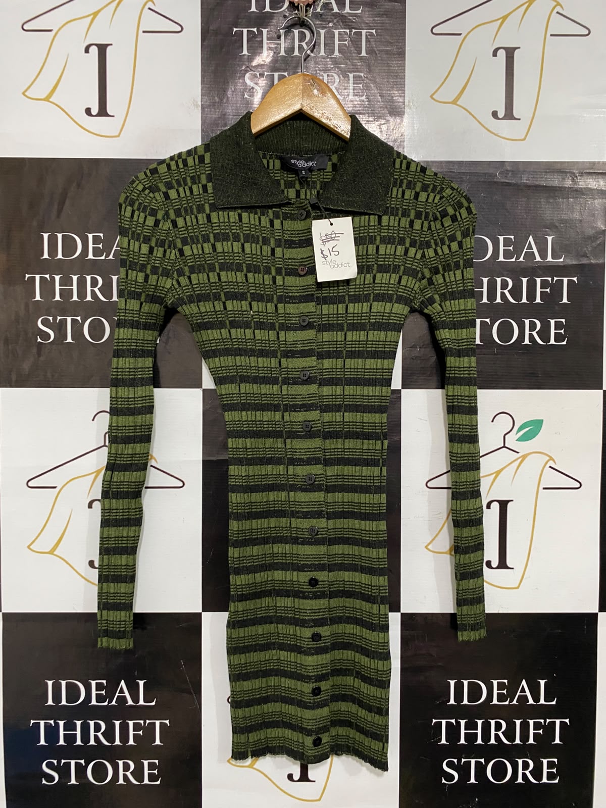 STYLE ADDICT |S| BUST 13| A60| OLIVE GREEN CHECKERED-STRIPE BUTTON-FRONT TECHNICAL UTILITY POLO DRESS