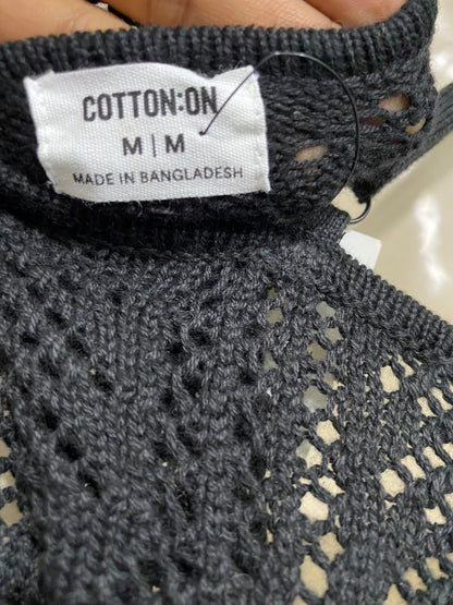 COTTON ON |M| BUST 16| A59| BLACK OPEN-KNIT BUTTON-FRONT TECHNICAL UTILITY CROP TOP