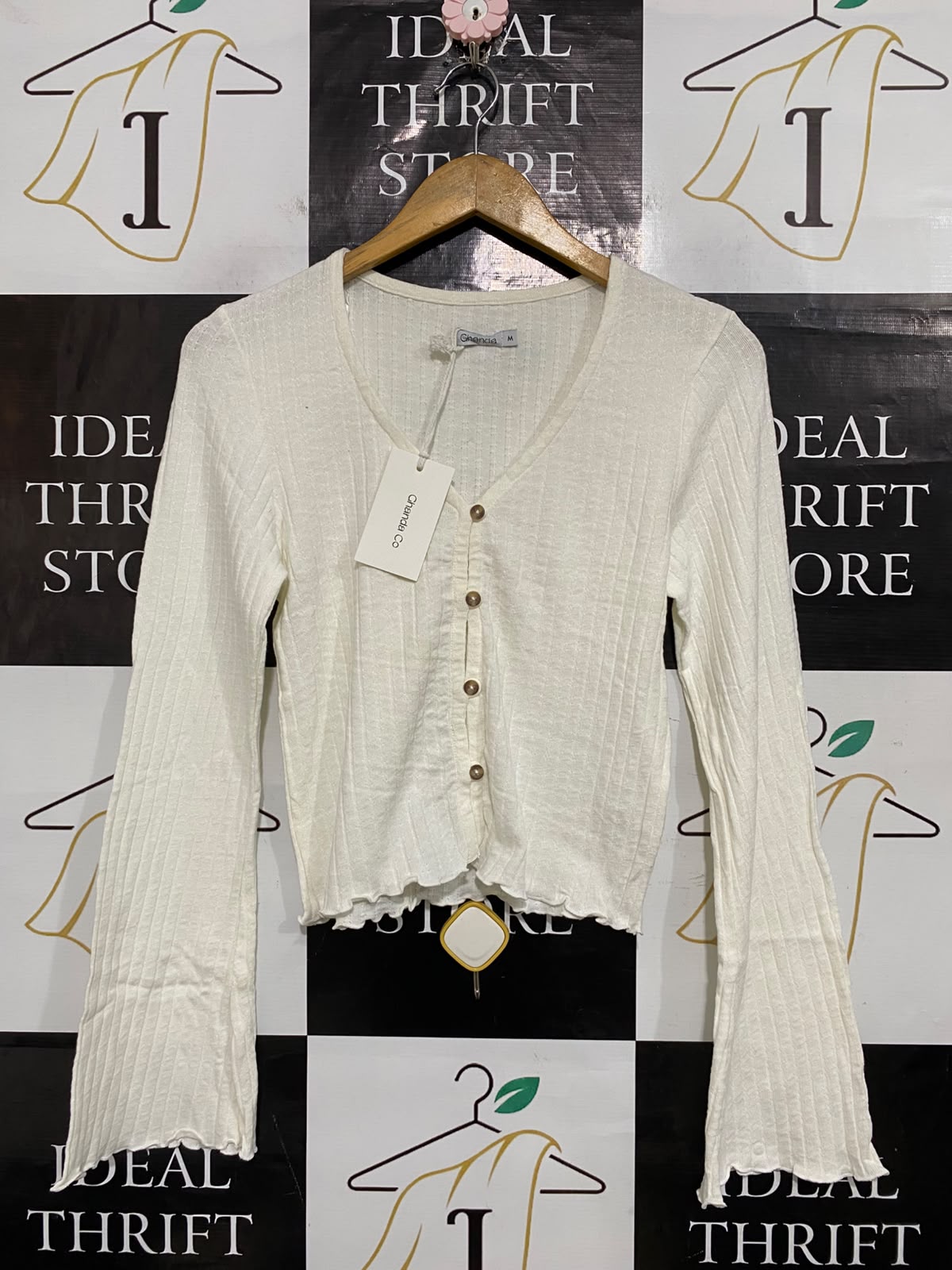 GHANDA |M| BUST 15| A59| WHITE RIBBED BELL-SLEEVE TECHNICAL UTILITY CARDIGAN TOP