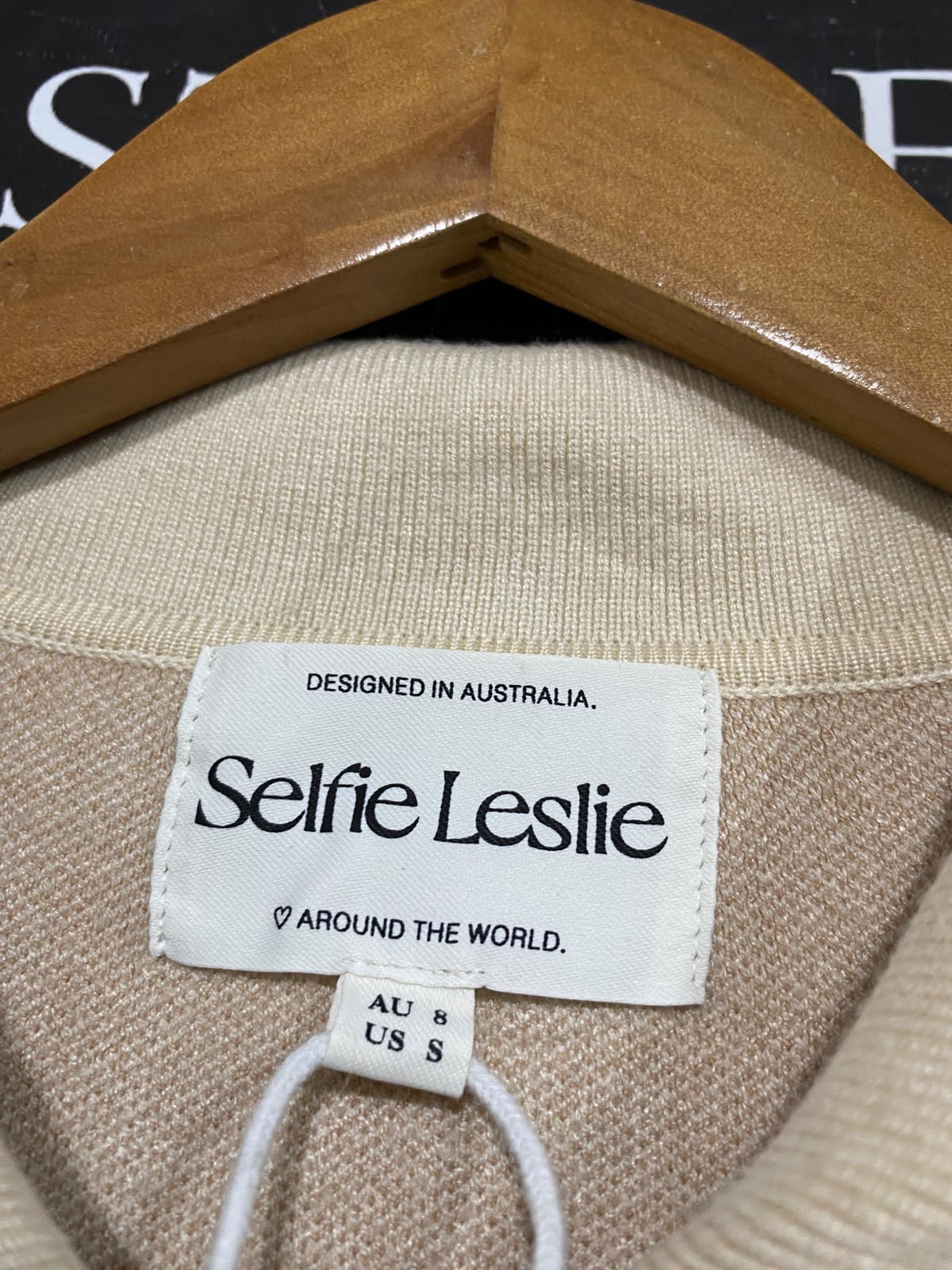 SELFIE LESLIE |S| BUST 21| A59| BEIGE ABSTRACT-PRINT COLLARED TECHNICAL UTILITY KNIT SHIRT