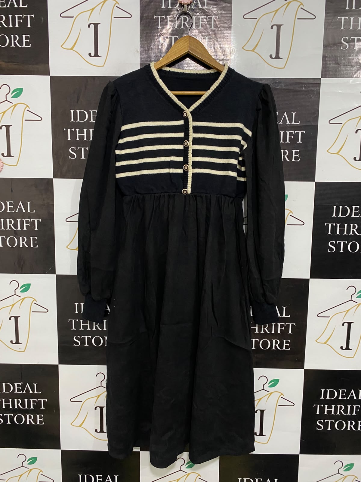 |M| BUST 19| A59| BLACK AND WHITE STRIPED-BODICE LONG-SLEEVE TECHNICAL UTILITY MIDI DRESS