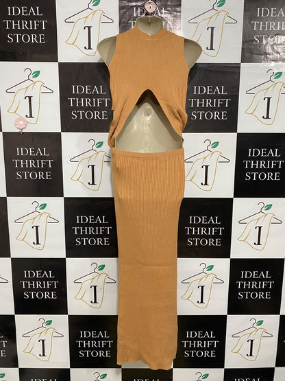 AERE |S| BUST 15| A59| CAMEL RIBBED TWIST-FRONT CUT-OUT TECHNICAL UTILITY MIDI DRESS