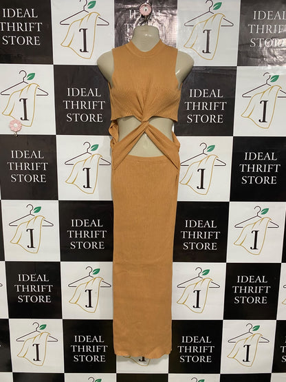 AERE |S| BUST 15| A59| CAMEL RIBBED TWIST-FRONT CUT-OUT TECHNICAL UTILITY MIDI DRESS