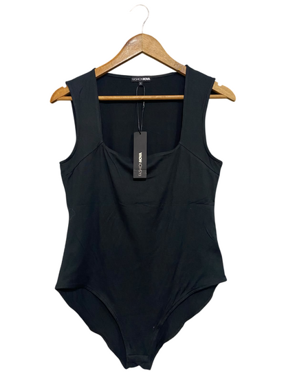 FASHION NOVA |S| BUST 17| A60| BLACK SQUARED-NECK SLEEVELESS TECHNICAL UTILITY BODYSUIT