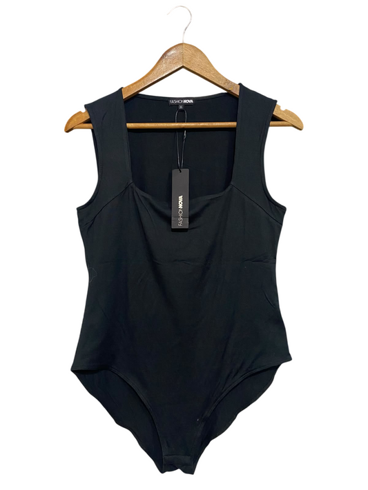 FASHION NOVA |S| BUST 17| A60| BLACK SQUARED-NECK SLEEVELESS TECHNICAL UTILITY BODYSUIT