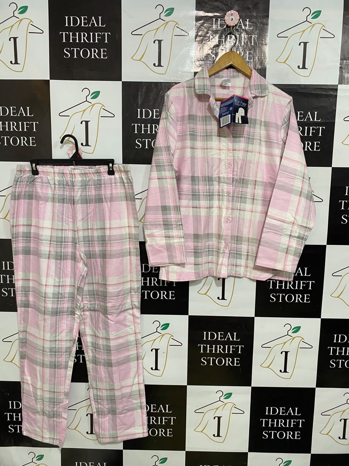 FOR HER |L| A61| PINK AND GREY PLAID PATTERNED TECHNICAL UTILITY LOUNGE SET