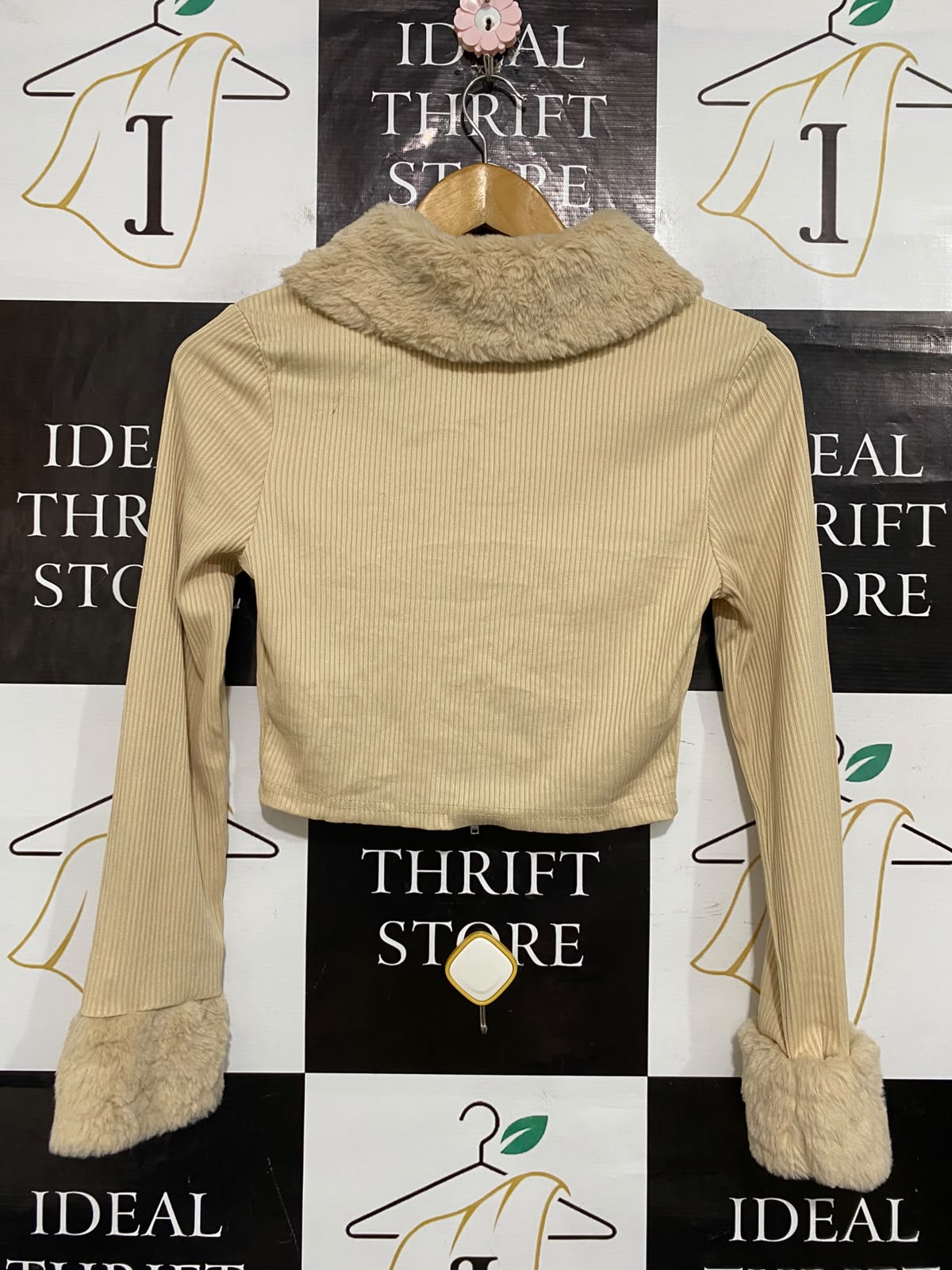 SHEIN |S| BUST 16| A61| BEIGE CORDUROY FAUX-FUR TRIM TECHNICAL UTILITY ZIP-UP JACKET