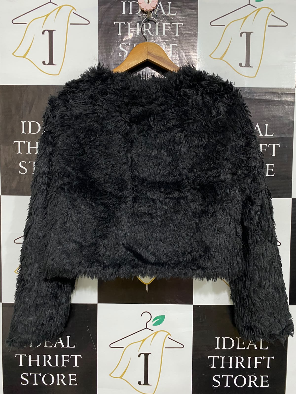 NOLESS |S| BUST 21| A61| BLACK FAUX-FUR PLUSH TECHNICAL UTILITY JACKET