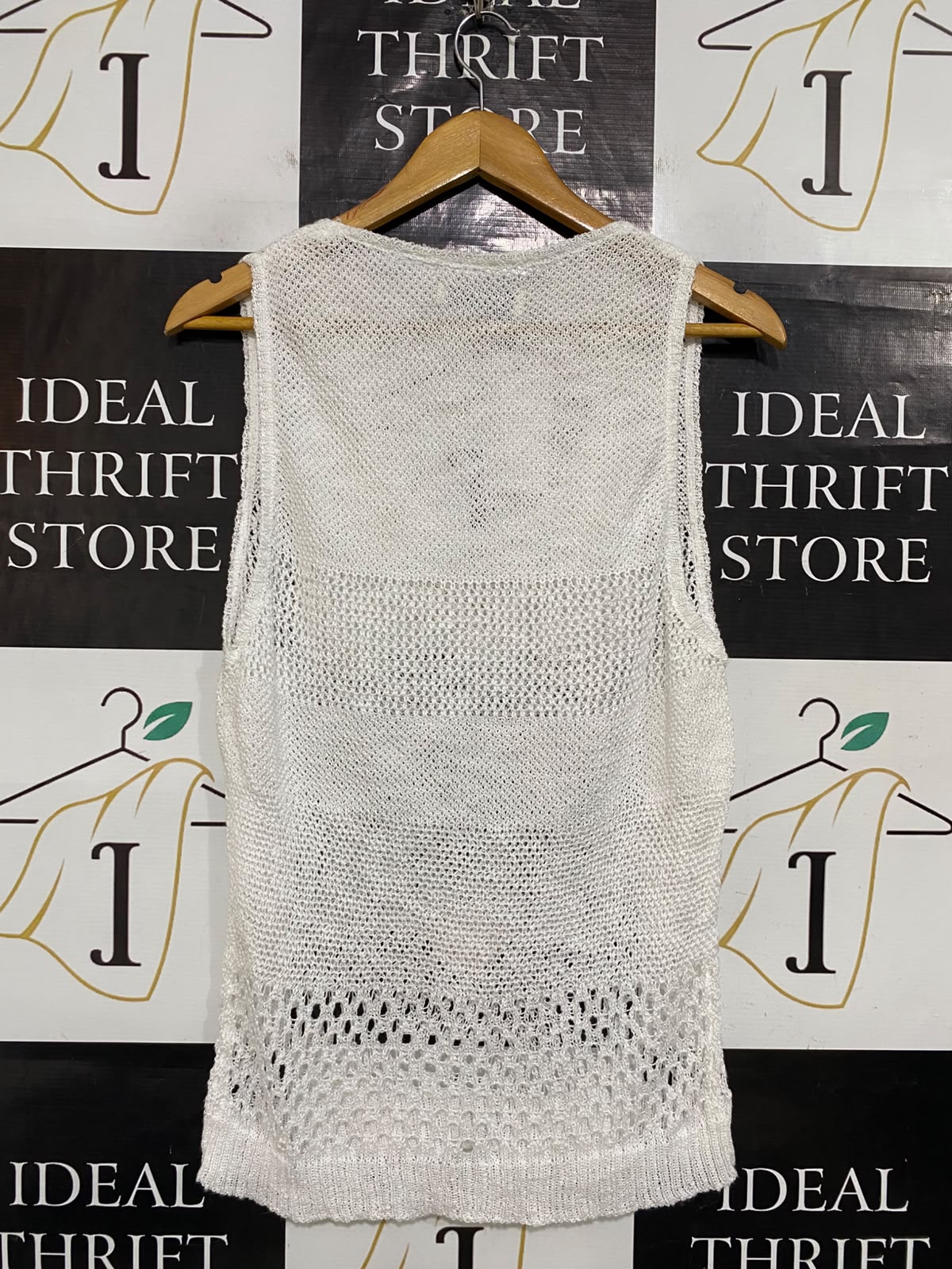 SALT MURPHY |S/M| BUST 17| A60| SALT MURPHY WHITE OPEN-KNIT SLEEVELESS TECHNICAL UTILITY TOP