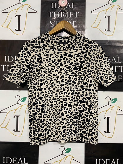PORTMANS |XS| BUST 16| A60| LEOPARD PRINT MOCK-NECK SHORT-SLEEVE TECHNICAL UTILITY TOP