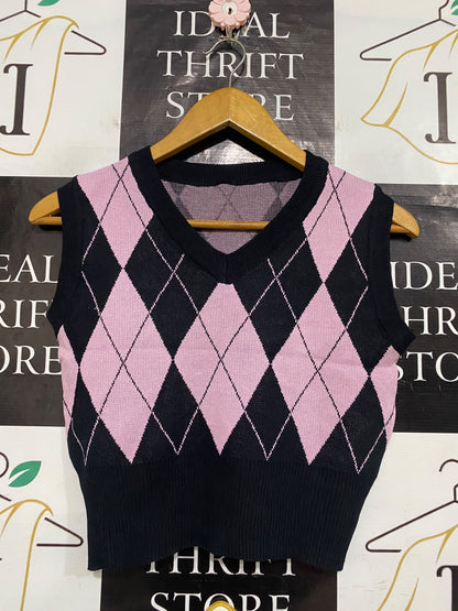 |S| BUST 16| A60| PINK AND BLACK ARGYLE PATTERN V-NECK TECHNICAL UTILITY SWEATER VEST