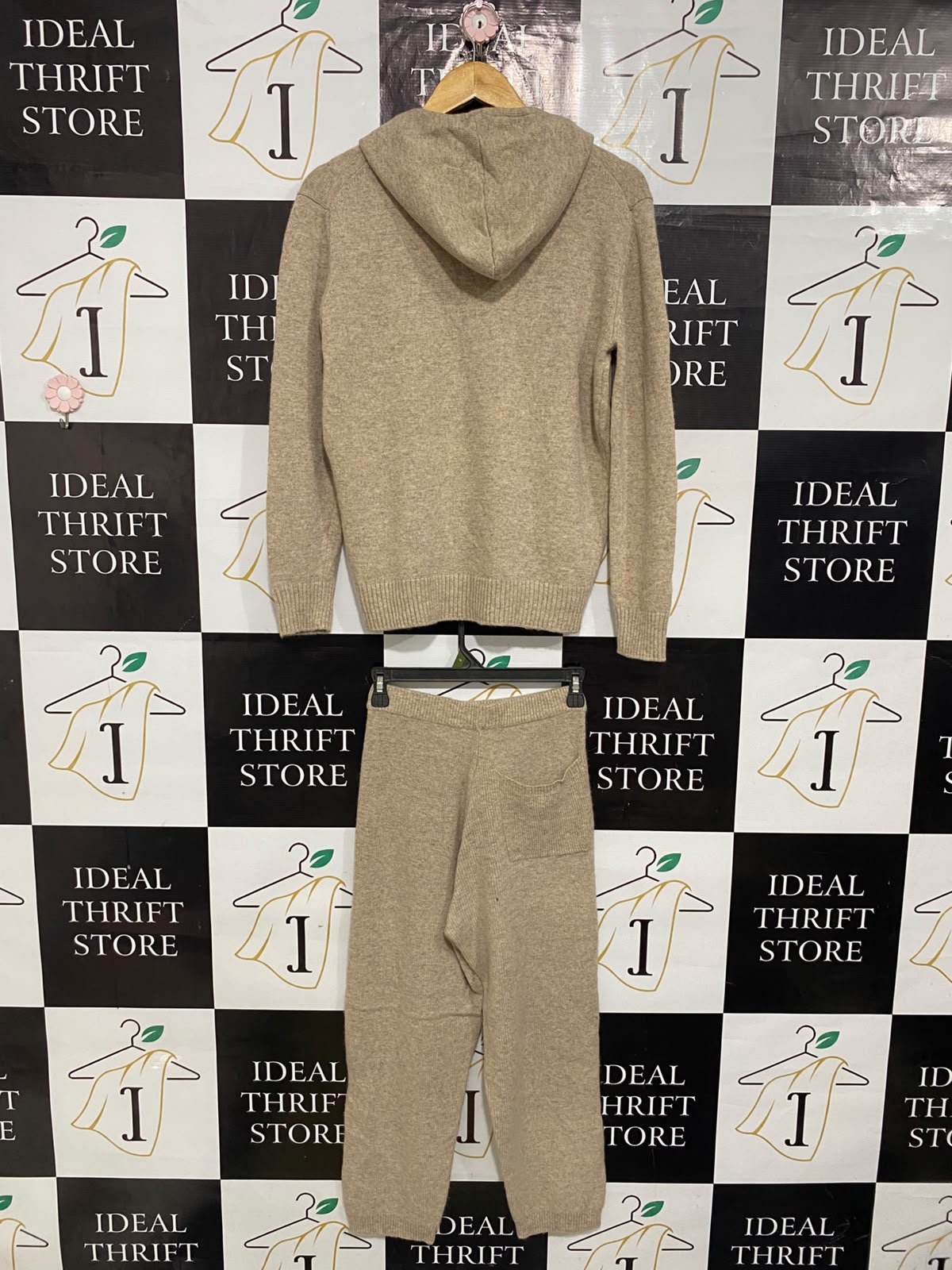 FFAN |S| A60| BEIGE KNIT HOODIE AND PANTS TECHNICAL UTILITY LOUNGE SET
