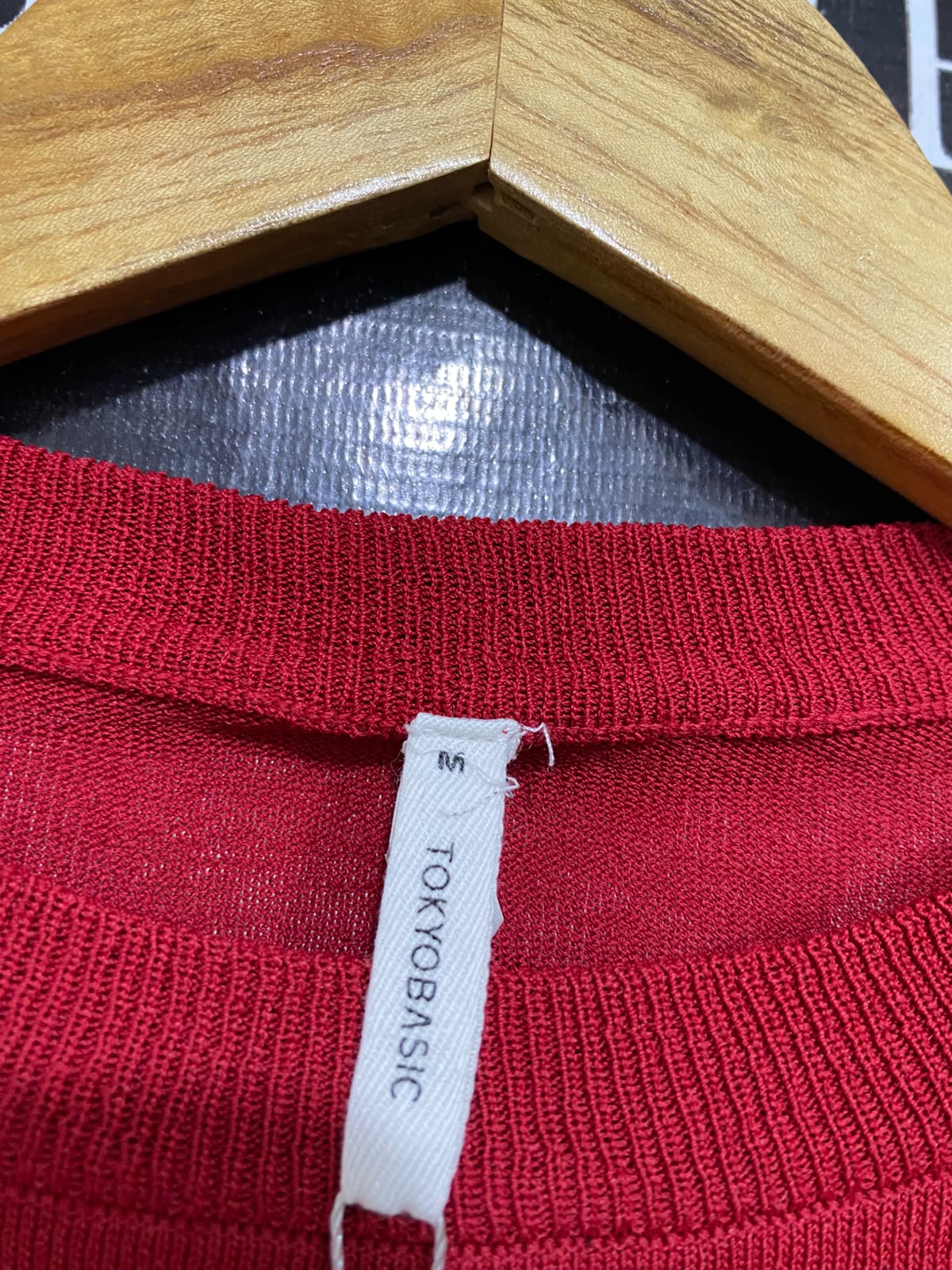 TOKYO BASIC |M| BUST 19| A62| RED LONG-SLEEVE CREWNECK TECHNICAL UTILITY SWEATER