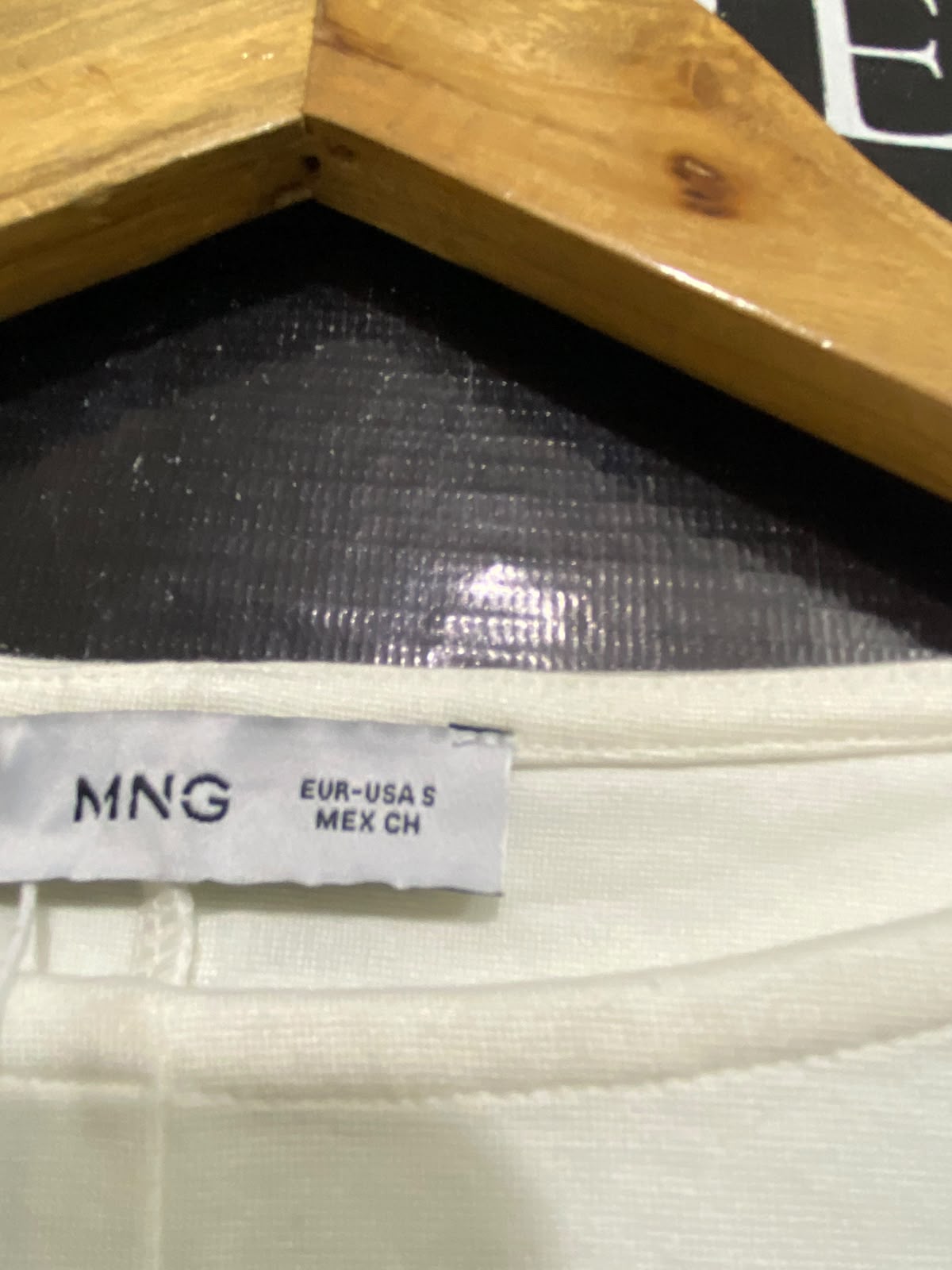 MNG |S| BUST 14| A61| OFF-WHITE SLEEVELESS PEPLUM TECHNICAL UTILITY TOP