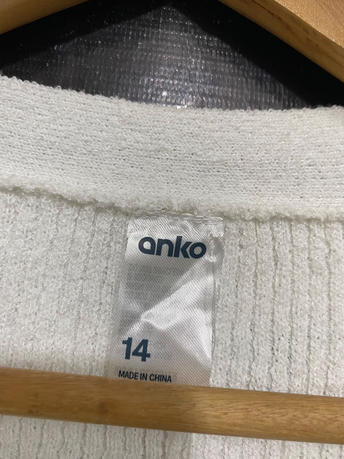ANKO |M| BUST 18| A61| OFF-WHITE V-NECK BUTTON-UP TECHNICAL UTILITY CARDIGAN